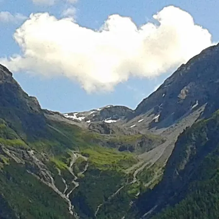Alvetern Marmotta Lägenhet *
